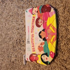 IT Cosmetics Ana Jaks Beautiful Together Cosmetic Bag